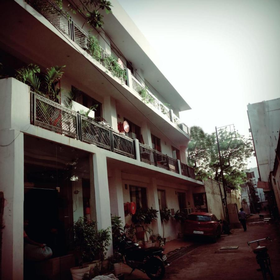 Goroomgo Rajput Charbagh Near Railway Station 3* Lucknow